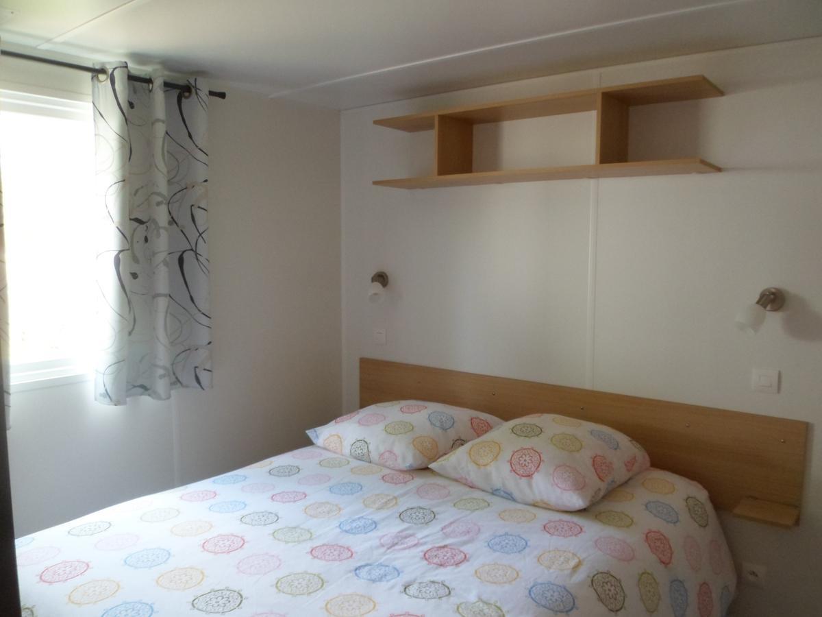 Camping Loisirs Des Groux Mousseaux-sur-Seine エクステリア 写真