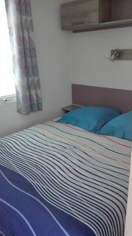 Camping Loisirs Des Groux Mousseaux-sur-Seine エクステリア 写真