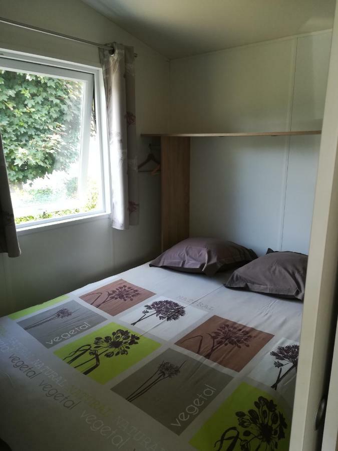 Camping Loisirs Des Groux Mousseaux-sur-Seine エクステリア 写真