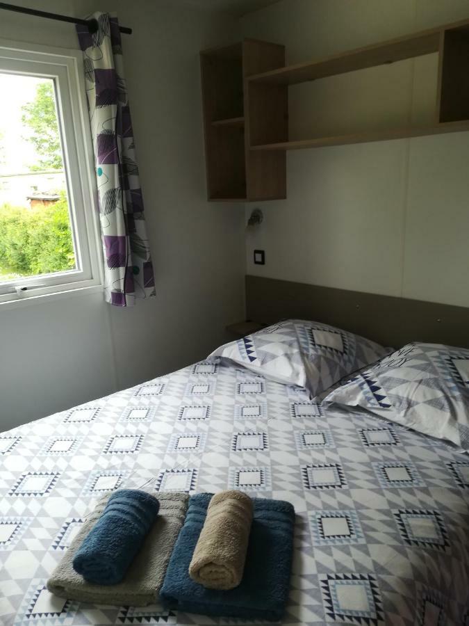 Camping Loisirs Des Groux Mousseaux-sur-Seine エクステリア 写真